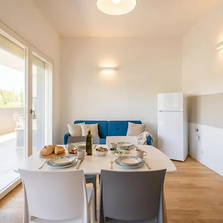 Διαμέρισμα Maison Blaesia - Beachfront Modern Sea Loft *
