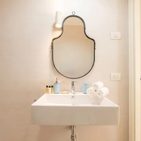 Διαμέρισμα Maison Blaesia - Beachfront Modern Sea Loft *