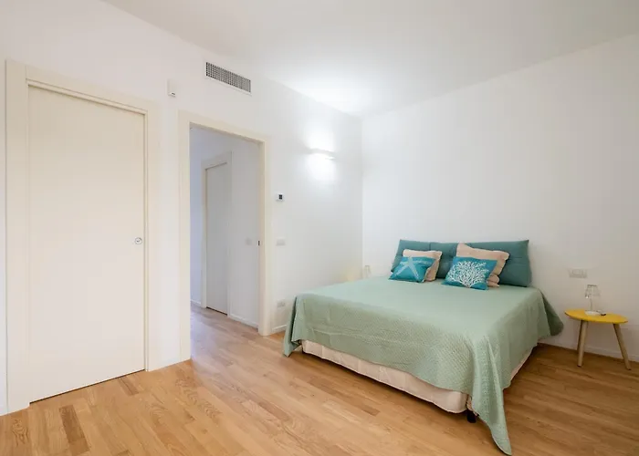 Maison Blaesia - Beachfront Modern Sea Loft Lägenhet *