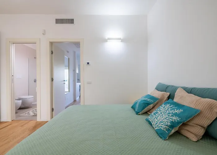 アパート Maison Blaesia - Beachfront Modern Sea Loft バーリ